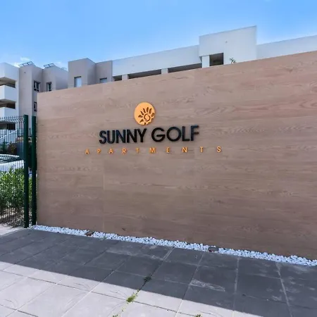 Sunny Golf - Golf And Pool Views Apartamento Estepona